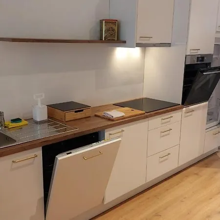 Center Duplex