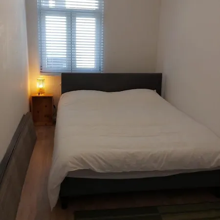 Center Duplex Apartment *